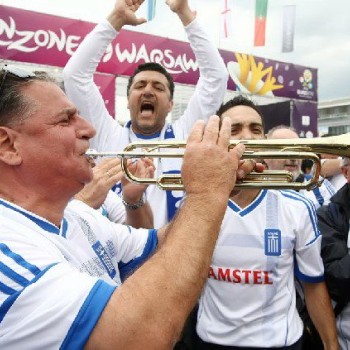 Euro 2012: Με τον Γαλανόλευκο Φάρο στη Βαρσοβία
