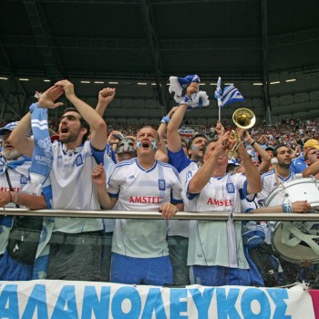 Euro 2012: Εικόνες από την Γαλανόλευκη κερκίδα