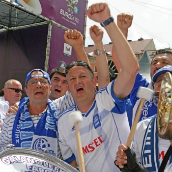 Euro 2012: Εικόνες από την Γαλανόλευκη κερκίδα