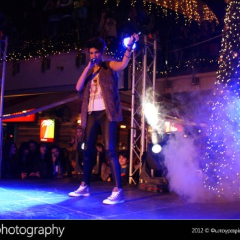 Φωταγώγηση στο Talos Plaza